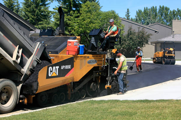 Best Interlocking Driveway Pavers  in Appomattox, VA